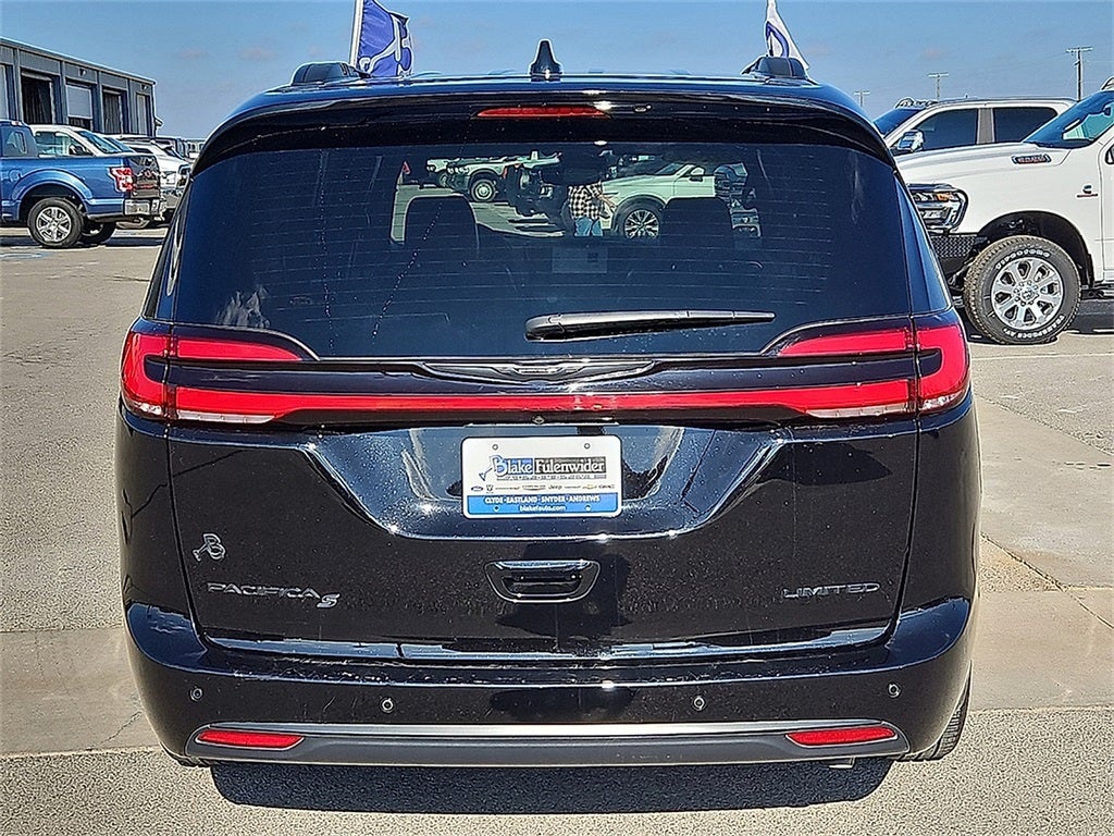 2024 Chrysler Pacifica Limited S Appearance