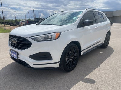 2022 Ford Edge SE