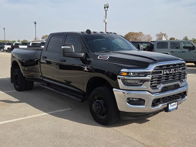 2025 RAM 3500 Tradesman Crew Cab 4x4 8' Box