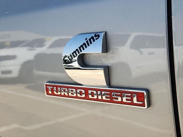 2024 RAM 3500 Laramie Crew Cab 4x4 8' Box