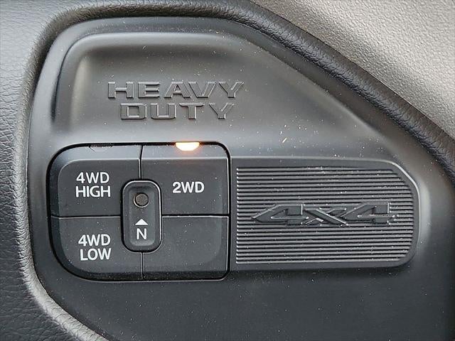 2024 RAM 3500 Laramie Crew Cab 4x4 8' Box