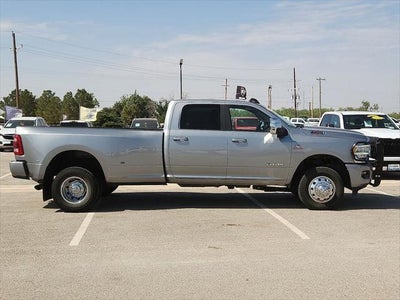 2024 RAM 3500 Laramie Crew Cab 4x4 8' Box