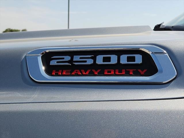2024 RAM 2500 Tradesman Crew Cab 4x4 6'4' Box