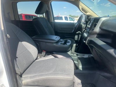 2019 RAM 2500 Tradesman Crew Cab 4x4 6'4' Box