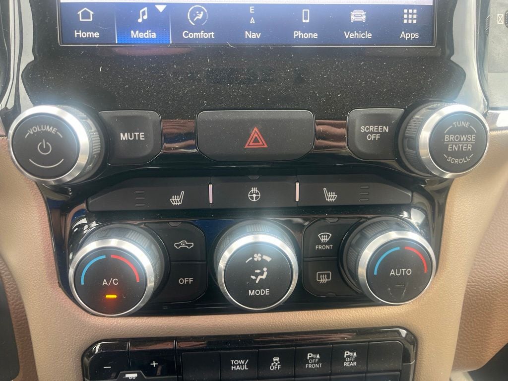 2022 RAM 2500 Laramie Mega Cab 4x4 6'4' Box