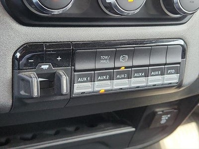 2024 RAM 5500 Chassis Tradesman/SLT/Laramie/Limited