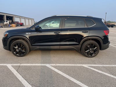 2023 Volkswagen Taos 1.5T SE