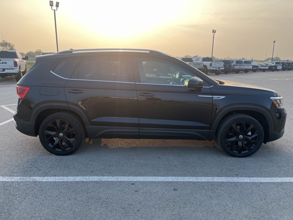 2023 Volkswagen Taos 1.5T SE