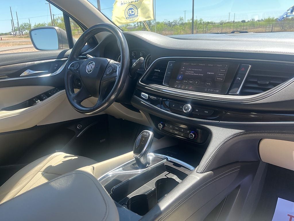 2020 Buick Enclave Essence