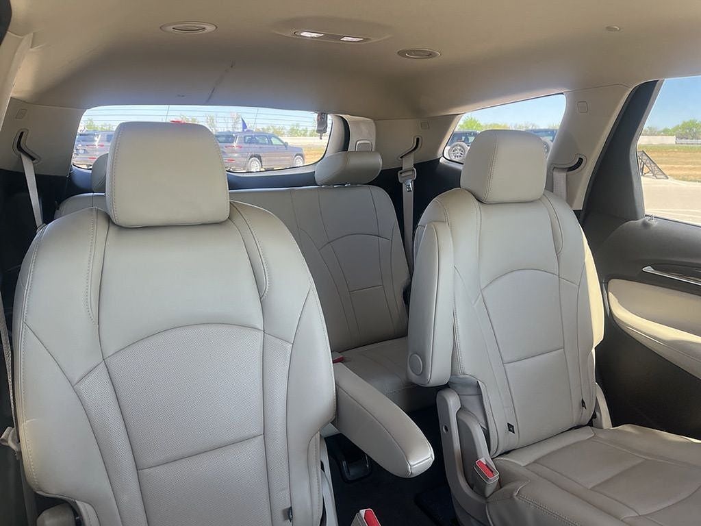 2020 Buick Enclave Essence