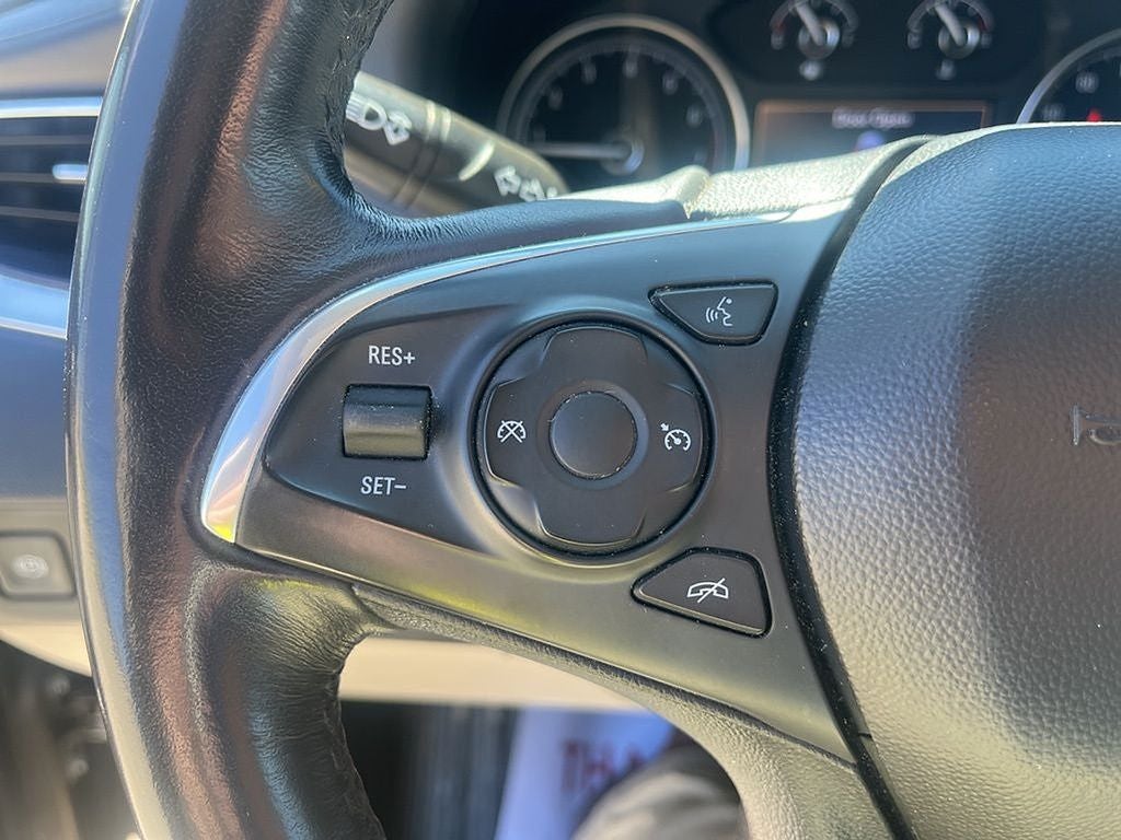 2020 Buick Enclave Essence