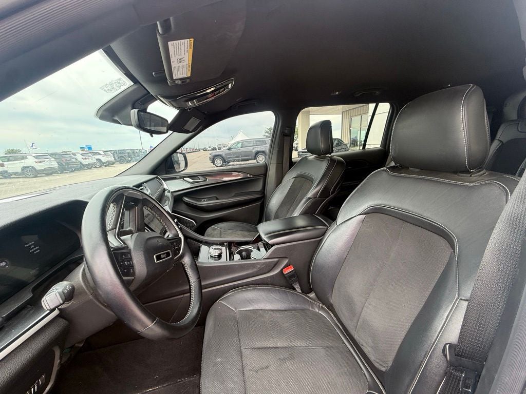 2022 Jeep Grand Cherokee L Altitude 4x4