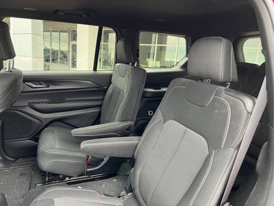 2025 Jeep Grand Cherokee L Laredo X 4x4