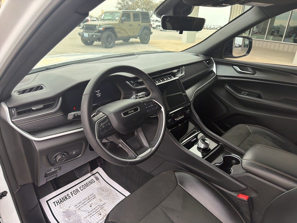 2025 Jeep Grand Cherokee L Altitude X 4x4