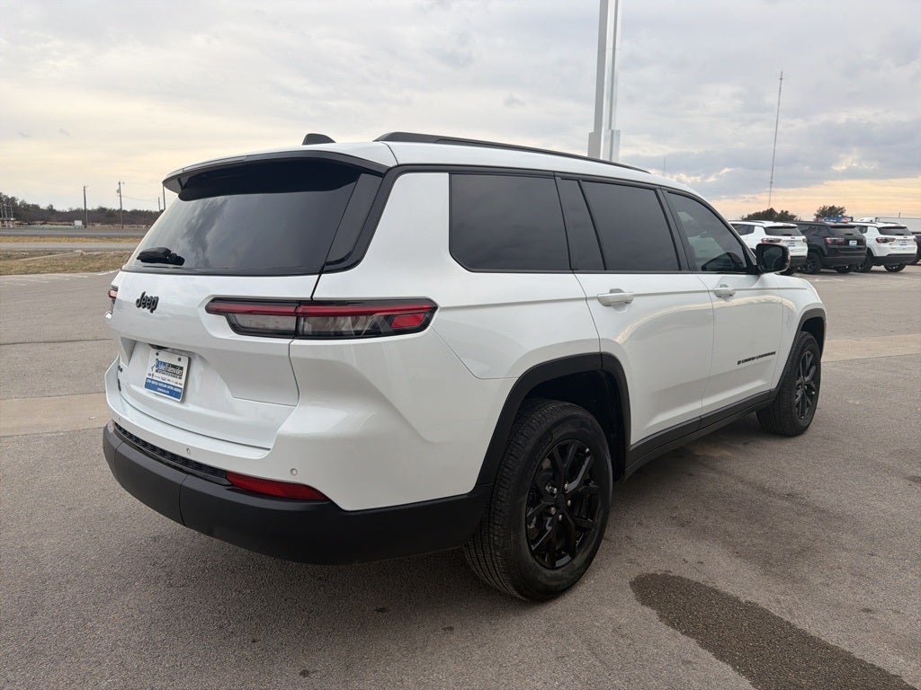 2025 Jeep Grand Cherokee L Altitude X 4x4