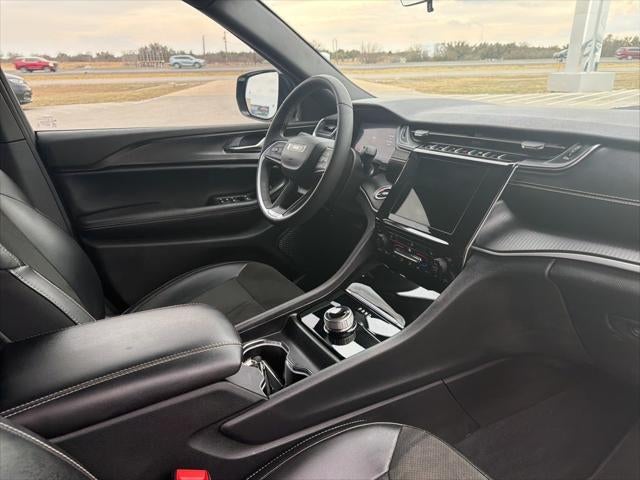 2025 Jeep Grand Cherokee L Altitude X 4x4