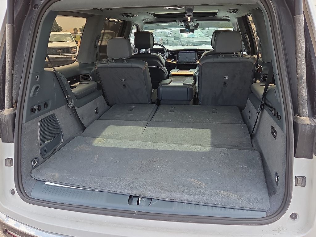 2023 Jeep Grand Wagoneer Series II