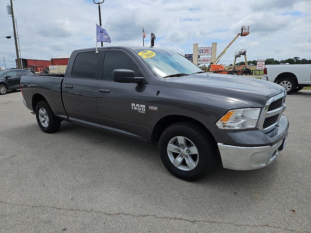 2019 RAM 1500 Classic SLT Crew Cab 4x2 6'4' Box