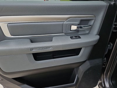 2019 RAM 1500 Classic SLT Crew Cab 4x2 6'4' Box