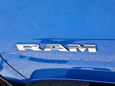 2022 RAM 1500 Big Horn Crew Cab 4x4 5'7' Box