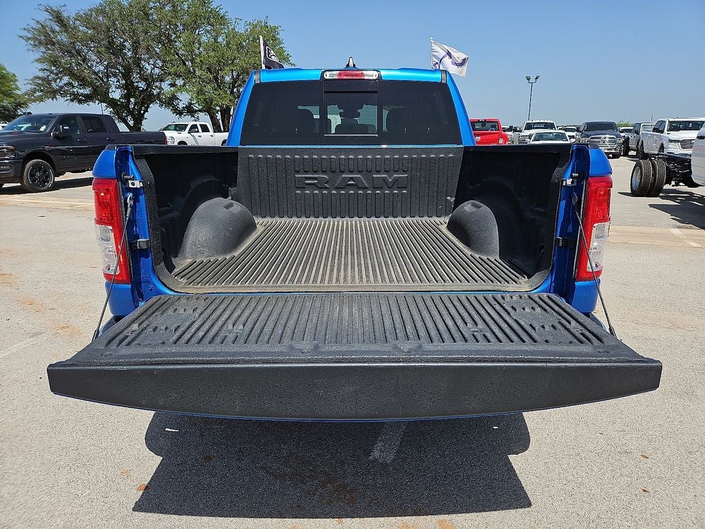 2022 RAM 1500 Big Horn Crew Cab 4x4 5'7' Box