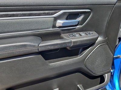 2022 RAM 1500 Big Horn Crew Cab 4x4 5'7' Box