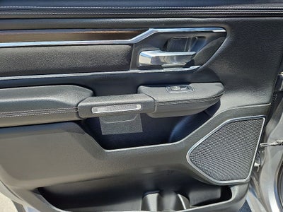 2022 RAM 1500 Laramie Crew Cab 4x4 5'7' Box