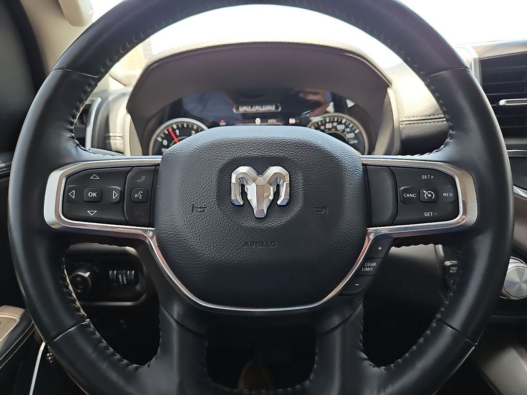 2022 RAM 1500 Laramie Crew Cab 4x4 5'7' Box