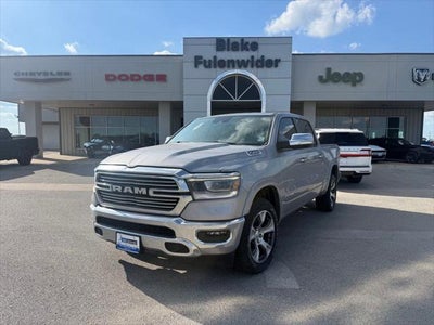 2022 RAM 1500 Laramie Crew Cab 4x4 5'7' Box