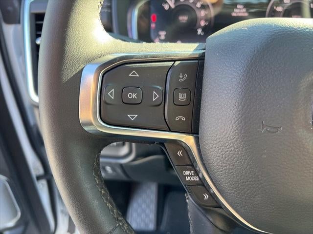 2026 RAM 1500 Laramie Crew Cab 4x4 5'7' Box