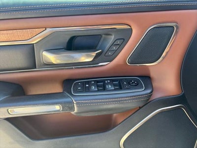 2020 RAM 1500 Laramie Longhorn Crew Cab 4x4 5'7' Box