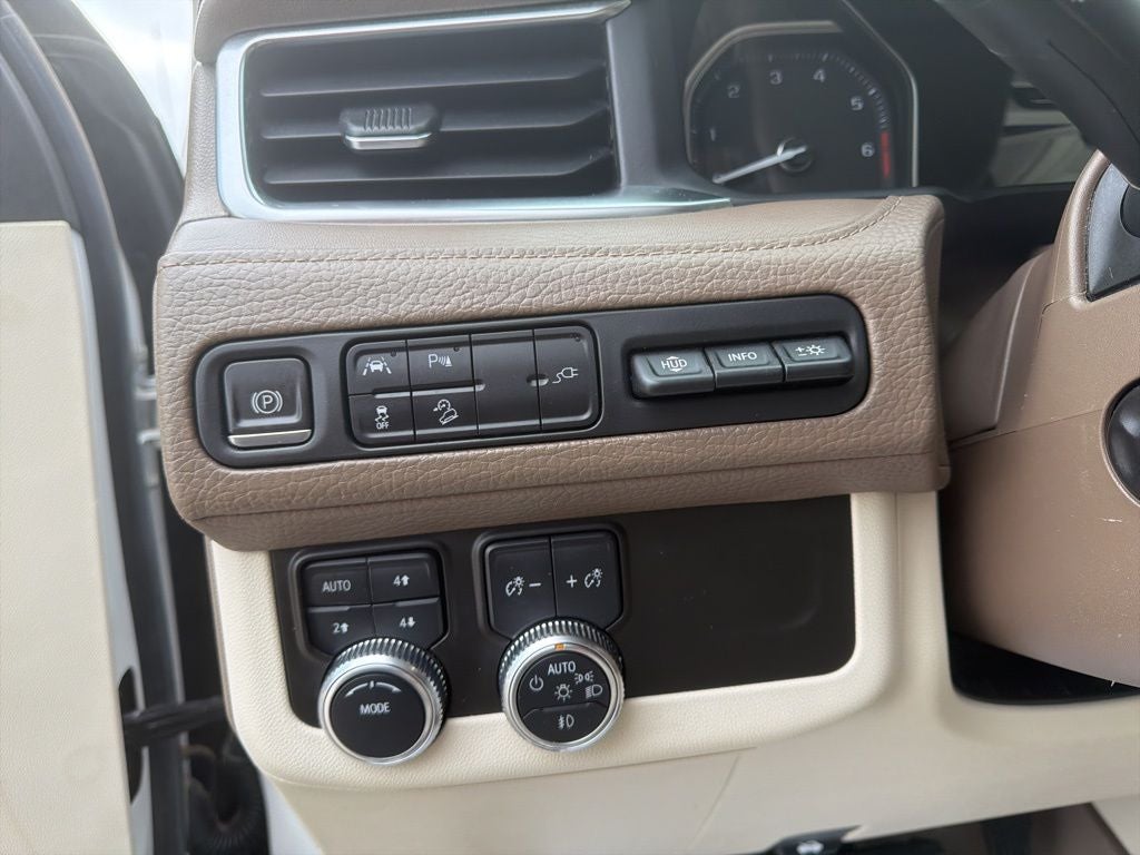 2021 GMC Yukon XL 4WD Denali