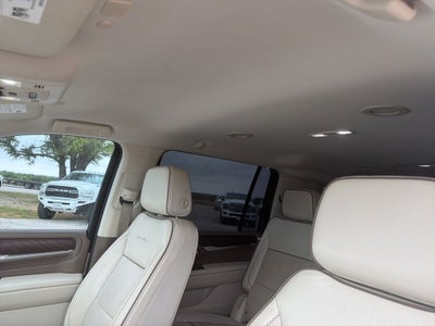 2021 GMC Yukon XL 4WD Denali