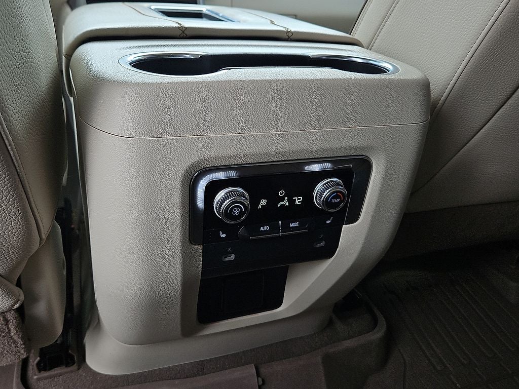 2021 GMC Yukon XL 4WD Denali