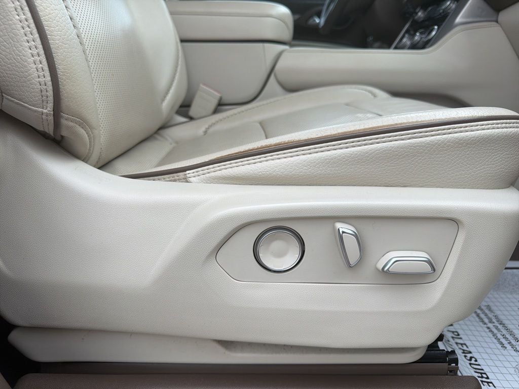 2021 GMC Yukon XL 4WD Denali