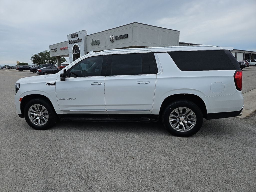 2021 GMC Yukon XL 4WD Denali