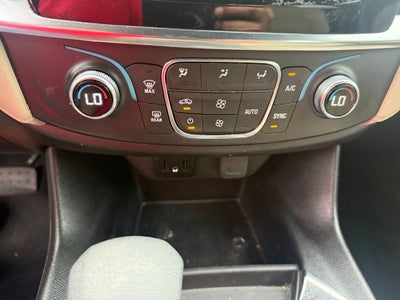 2023 Chevrolet Traverse FWD LS