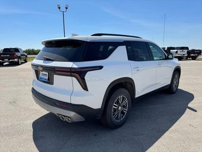 2026 Chevrolet Traverse FWD LT