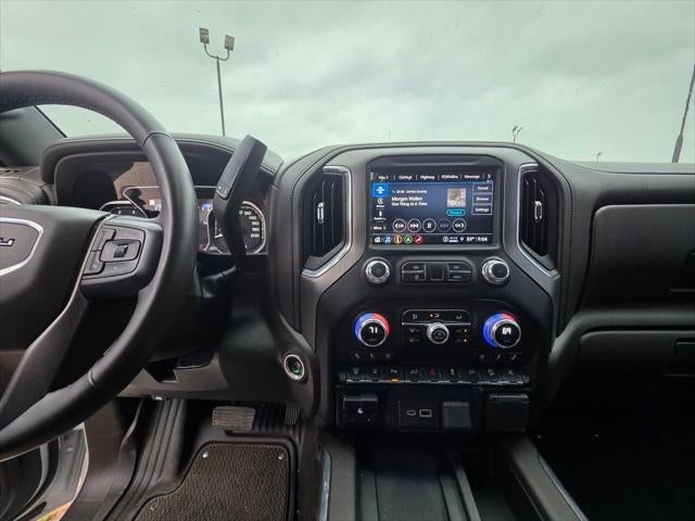 2023 GMC Sierra 2500HD Denali