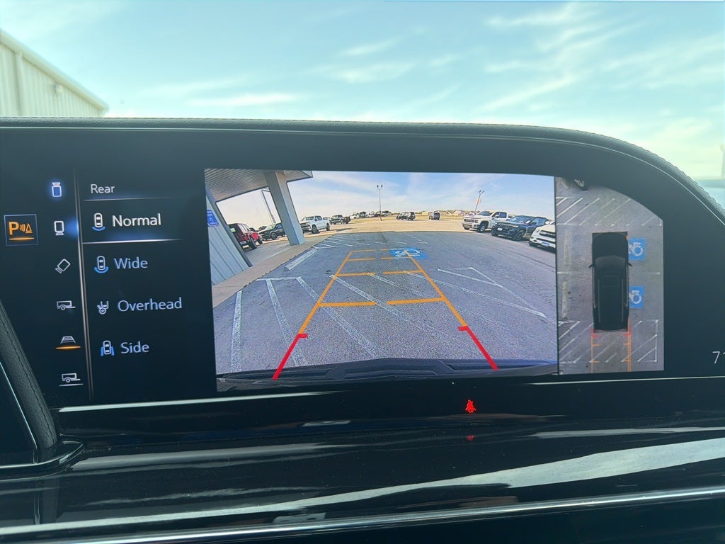 2023 Cadillac Escalade 4WD Sport