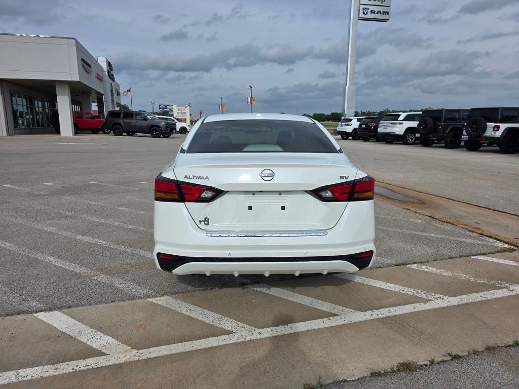 2023 Nissan Altima SV FWD