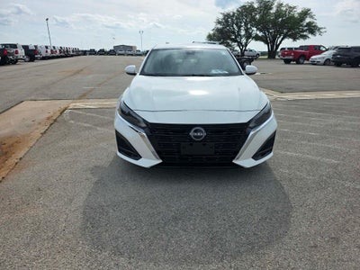 2023 Nissan Altima SV FWD