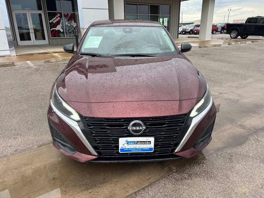 2025 Nissan Altima SV FWD