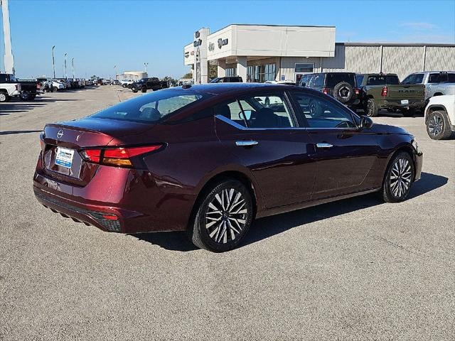 2025 Nissan Altima SV FWD