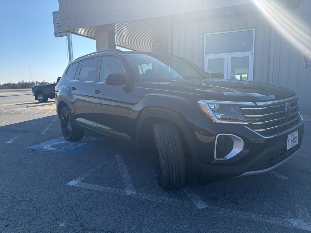 2024 Volkswagen Atlas 2.0T SE w/Technology