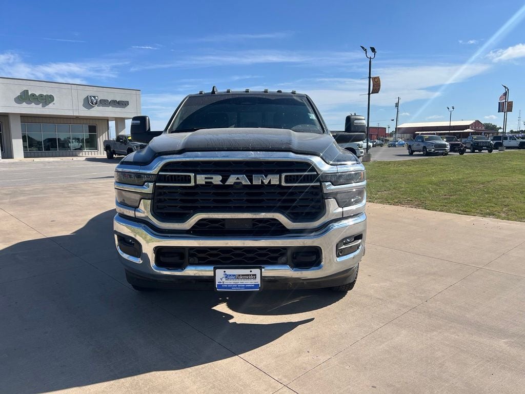 2025 RAM 3500 Tradesman Crew Cab 4x4 8' Box