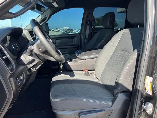 2025 RAM 3500 Tradesman Crew Cab 4x4 8' Box