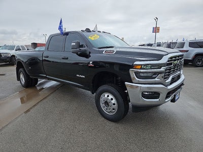 2025 RAM 3500 Lone Star Crew Cab 4x4 8' Box