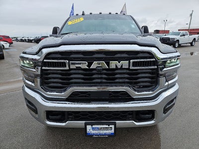 2025 RAM 3500 Lone Star Crew Cab 4x4 8' Box