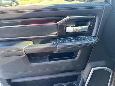 2022 RAM 3500 Laramie Crew Cab 4x4 8' Box